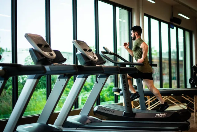 What Exercise to Burn Fat? Top Workouts Revealed!